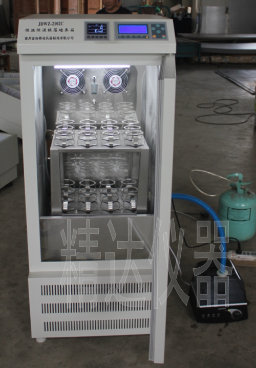 JDWZ-1102HS雙層恒溫恒濕搖床1.jpg JDWZ-1102HS雙層恒溫恒濕搖床1.jpg